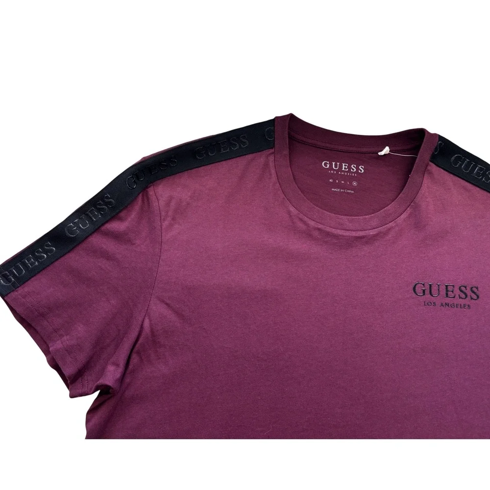 Guess Paxx Ian Tape Crew T-Shirt Mens XL Red Noir Logo Shoulder Tape T4GI33KBIV0 - Picture 5 of 5